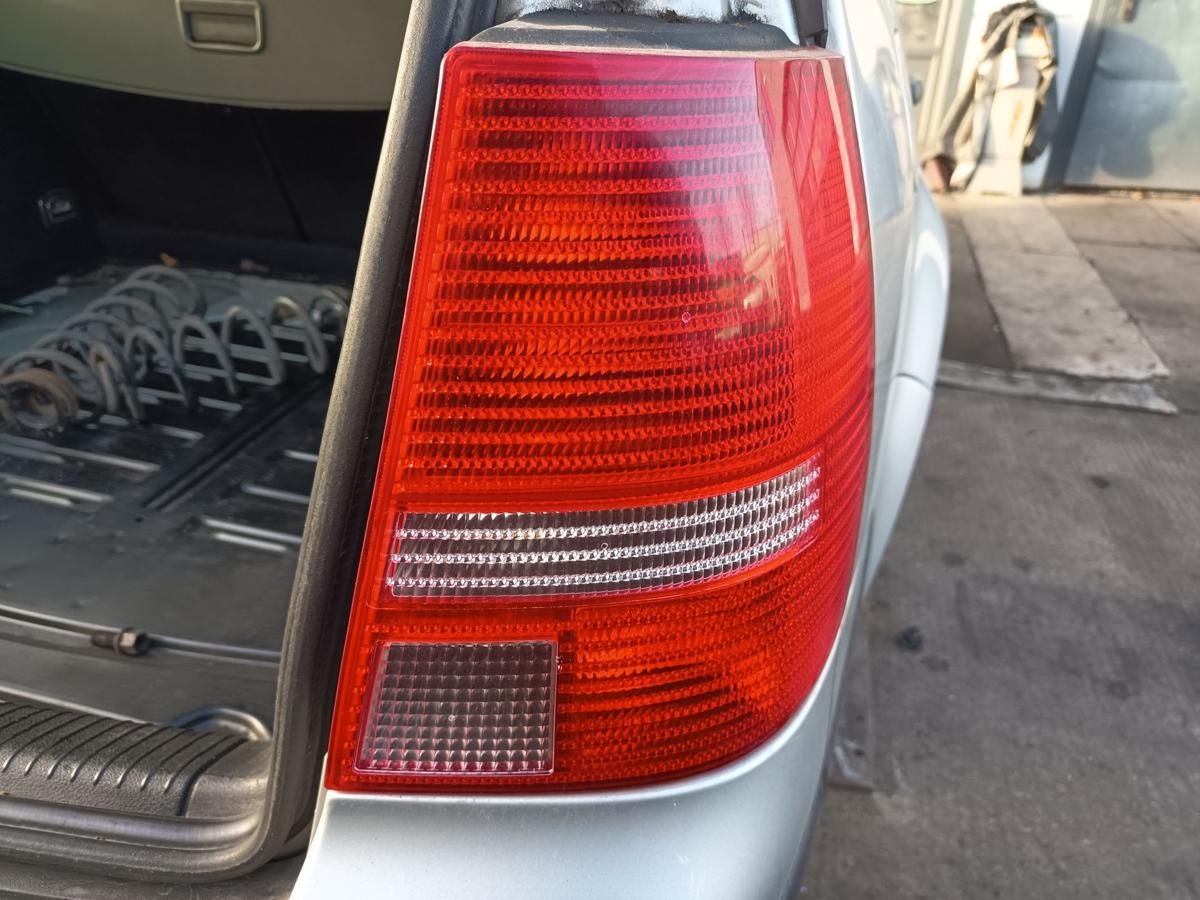 VW Golf IV original R&uuml;ckleuchte rechts Baujahr 2003