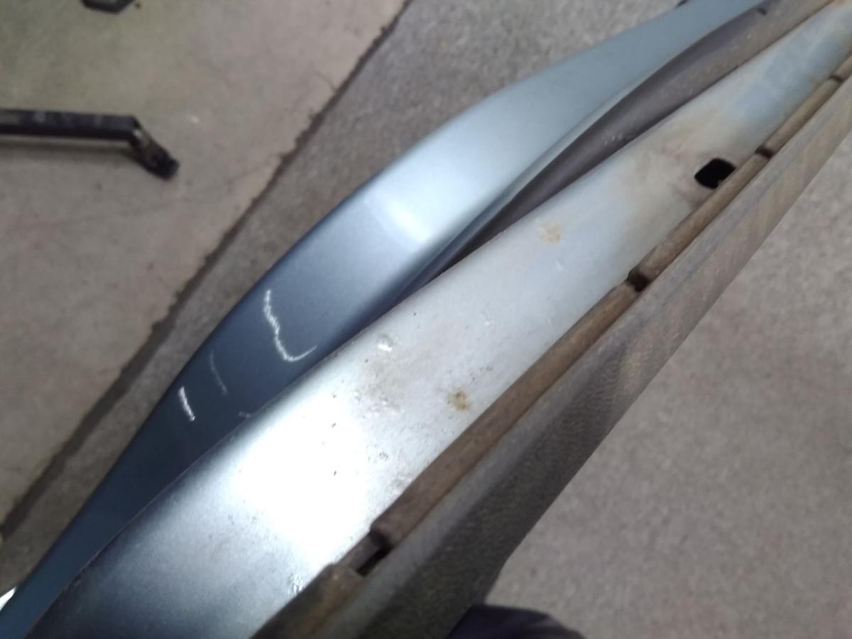 VW Passat 3C T&uuml;r vorn links Fahrert&uuml;r arcticbluesilver LB5M BJ2005