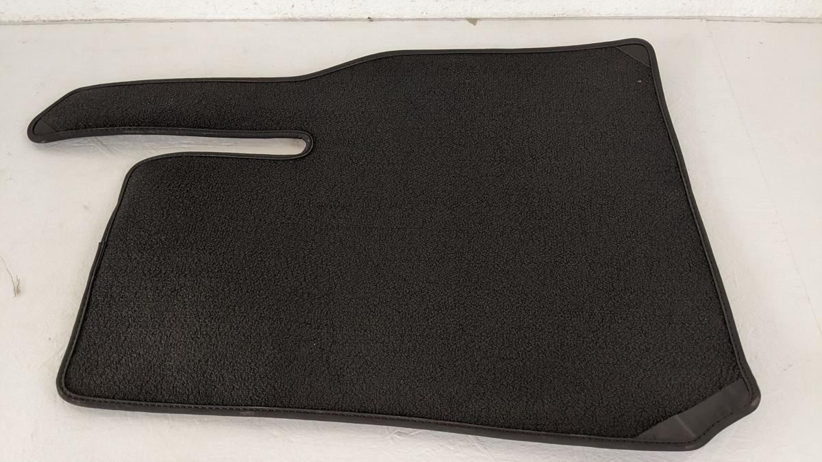 Satz Fußmatten vorne hinten Velour schwarz Teppich Matten Matte Tesla Model Y