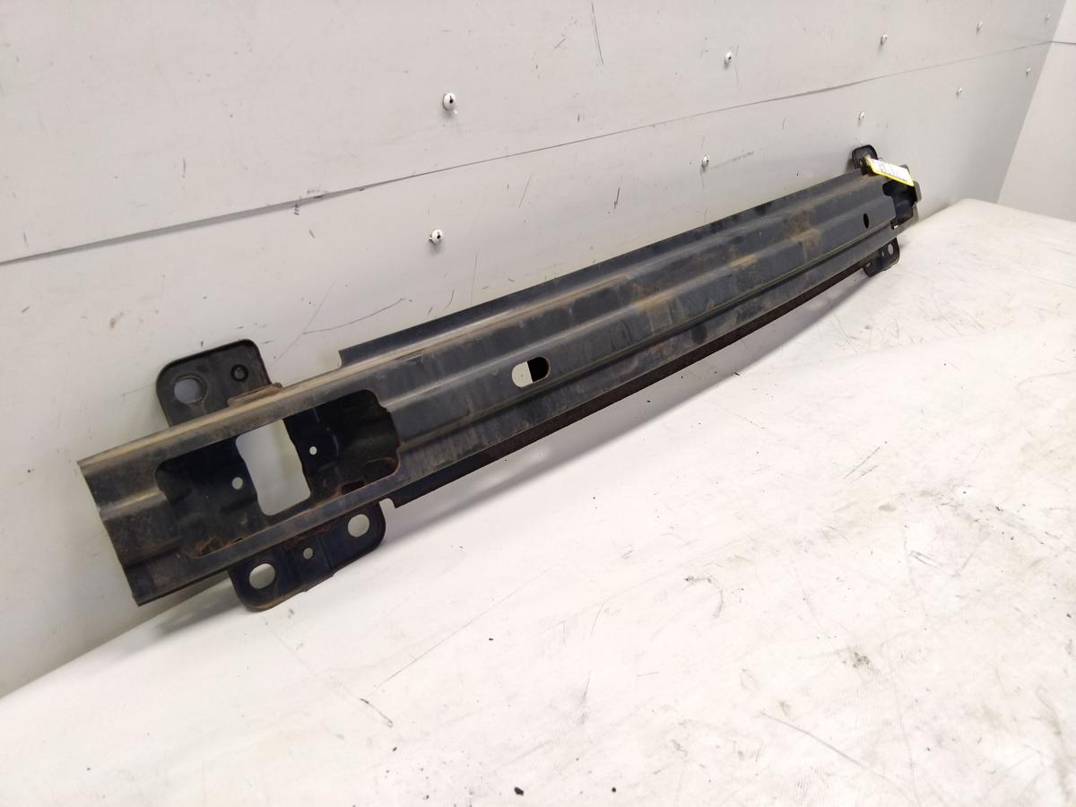 Hyundai i30 FD original Tr&auml;ger Verst&auml;rkung Sto&szlig;f&auml;nger vorn Bj.2010