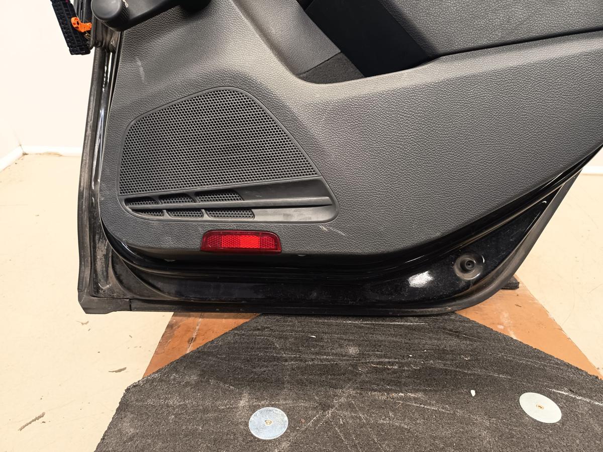 VW Golf VI 6 Limo orig T&uuml;r hinten rechts L041 Schwarz Bj 2009