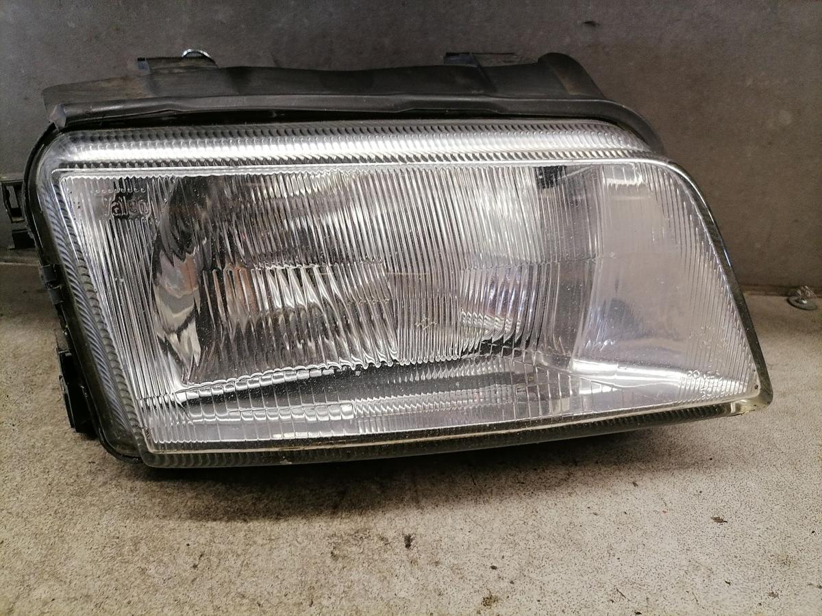 Audi A4 B5 Scheinwerfer rechts vorn Halogen Valeo BJ94-99