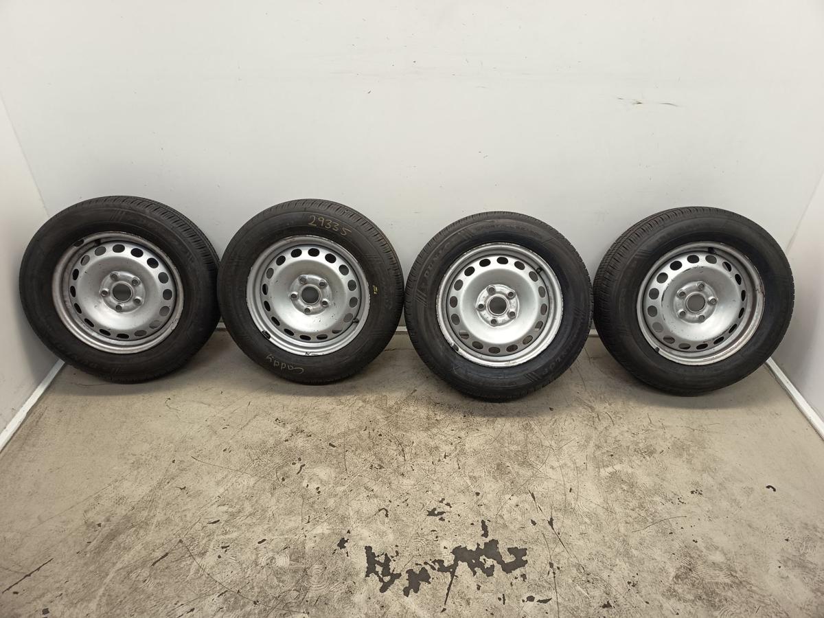 Satz VW Caddy Stahlfelgen mit Sommerreifen Dunlop 195/65R15 91T DOT 24