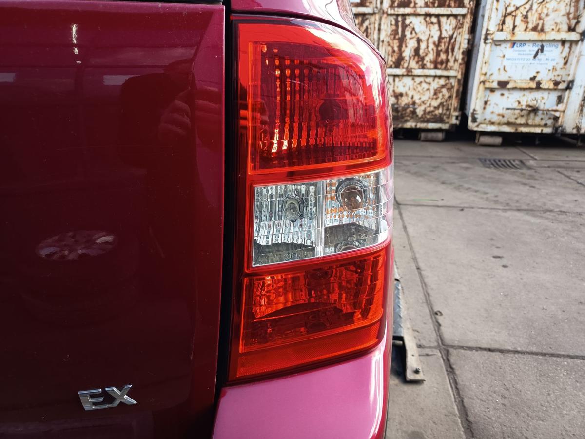Kia Carnival III original R&uuml;ckleuchte rechts Beifahrerseite Baujahr 2006