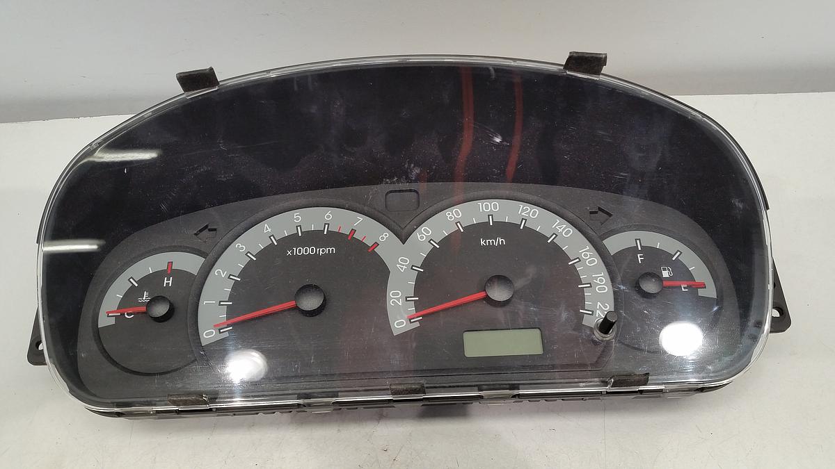 Hyundai Elantra orig Kombiinstrument Tacho 1599ccm 79KW Bj 2002