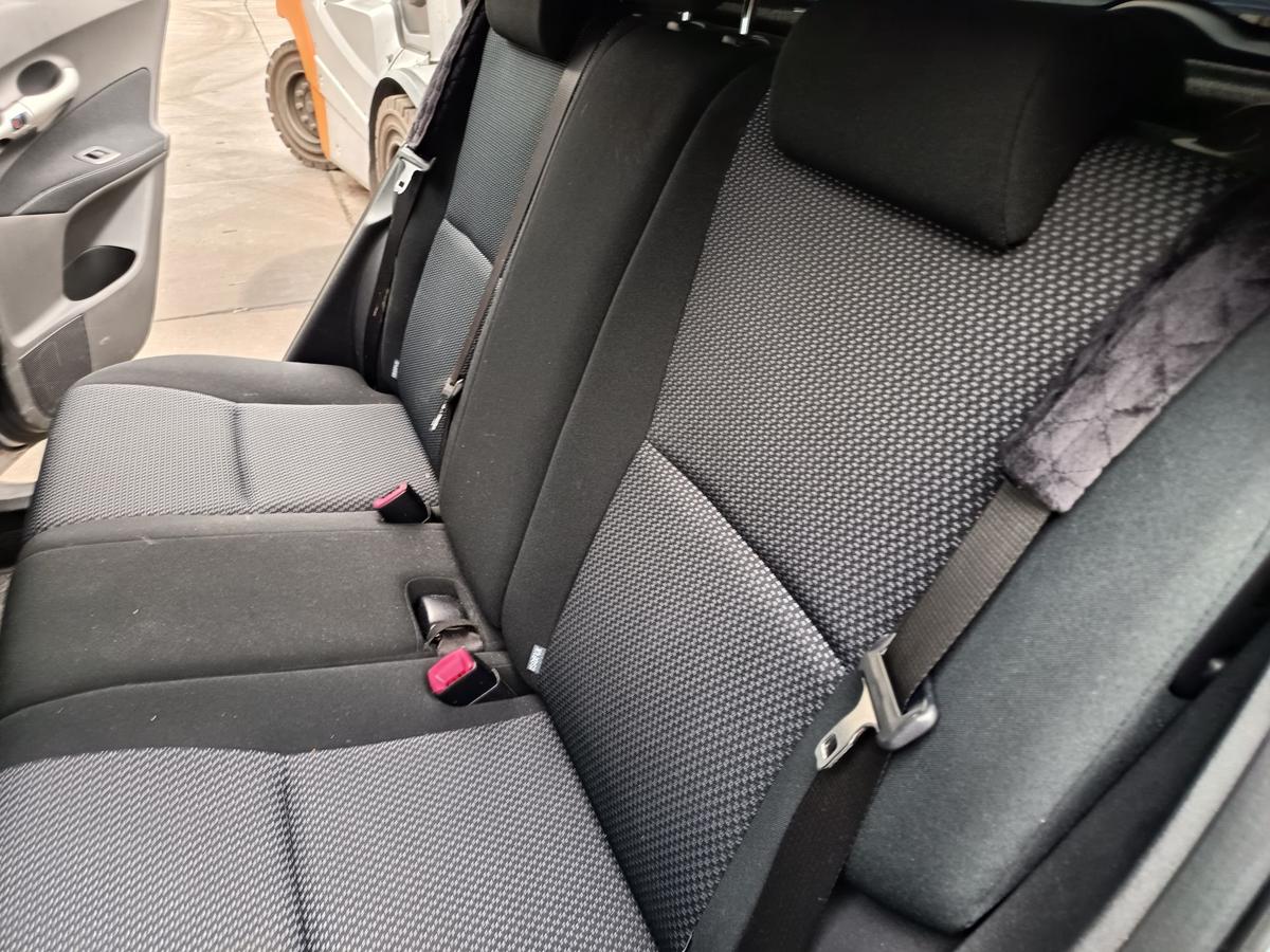 Toyota Auris E15 original R&uuml;cksitzbank Stoff anthrazit/schwarz Bj 2011