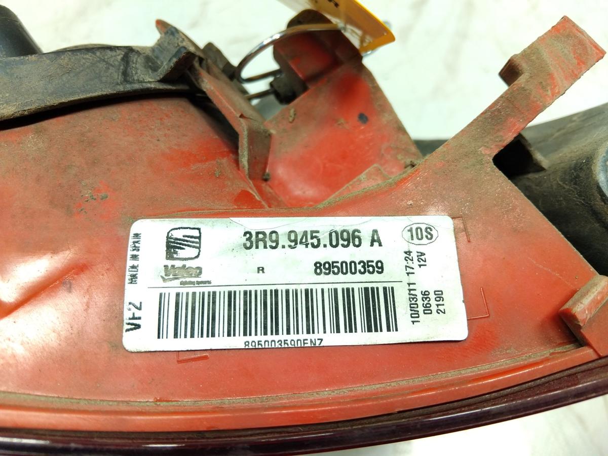 Seat Exeo ST 3R original R&uuml;ckleuchte Schlussleuchte rechts au&szlig;en BJ2011