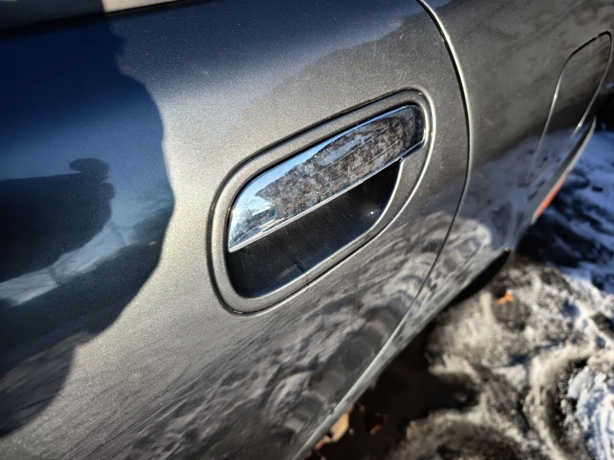 Volvo V40 original T&uuml;rgriff aussen hinten links Fond Chrom Bj 2001