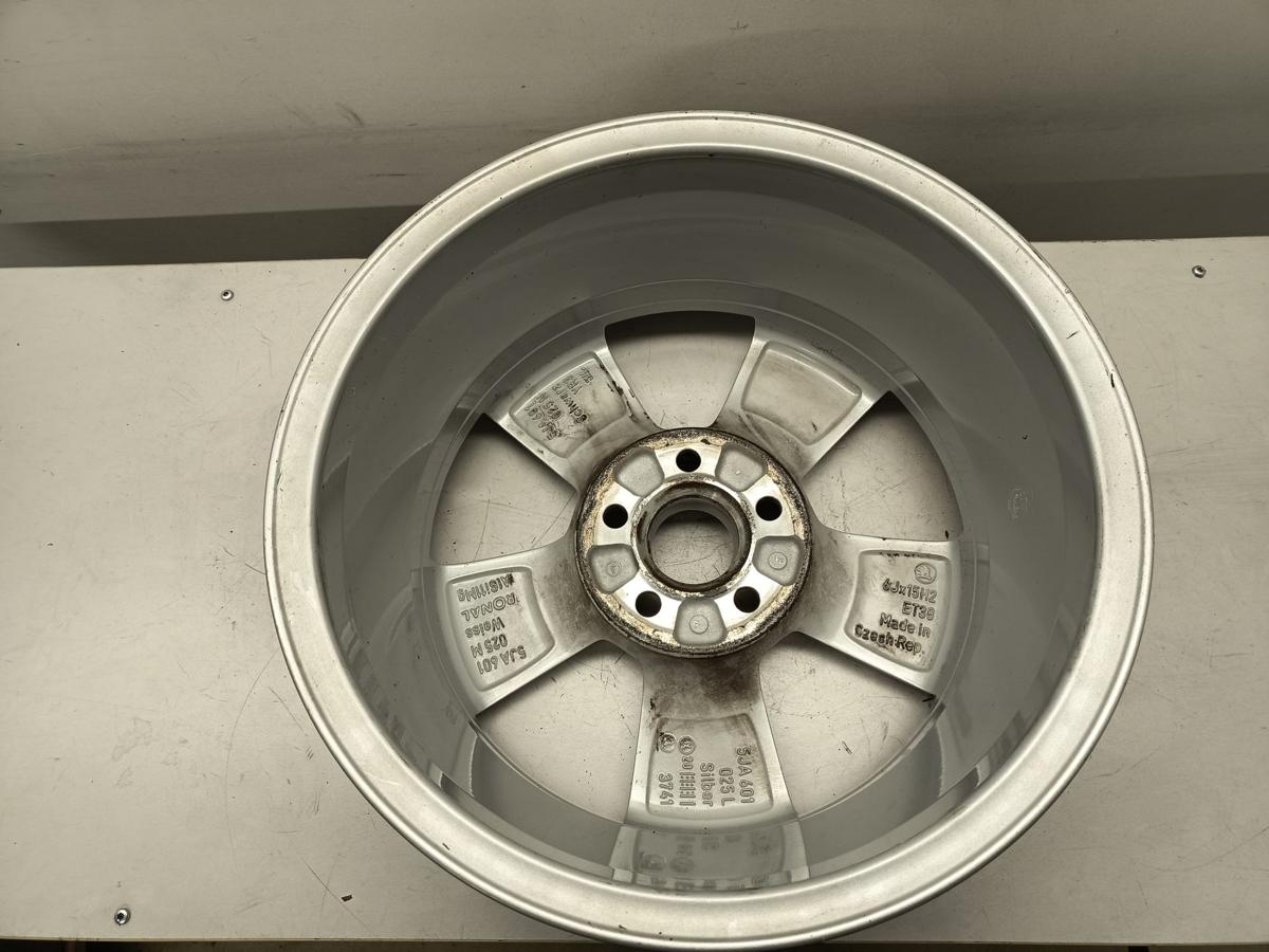 Skoda Fabia III NJ5 original Alufelge 6x15 ET38 5JA601025L Baujahr 2015