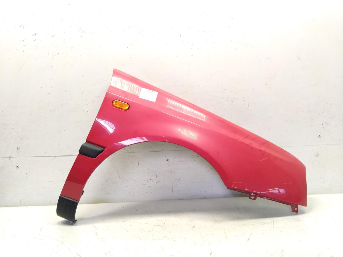 VW Vento Kotfl&uuml;gel vorn rechts ovaler Seitenblinker LY3D Tornadorot BJ1993