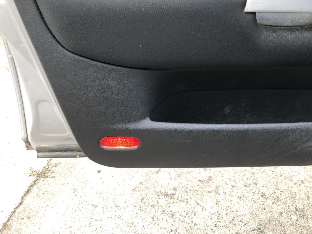 VW Bora 1J T&uuml;rverkleidung vorn links Innenverkleidung T&uuml;r T&uuml;rpappe auch Golf 4