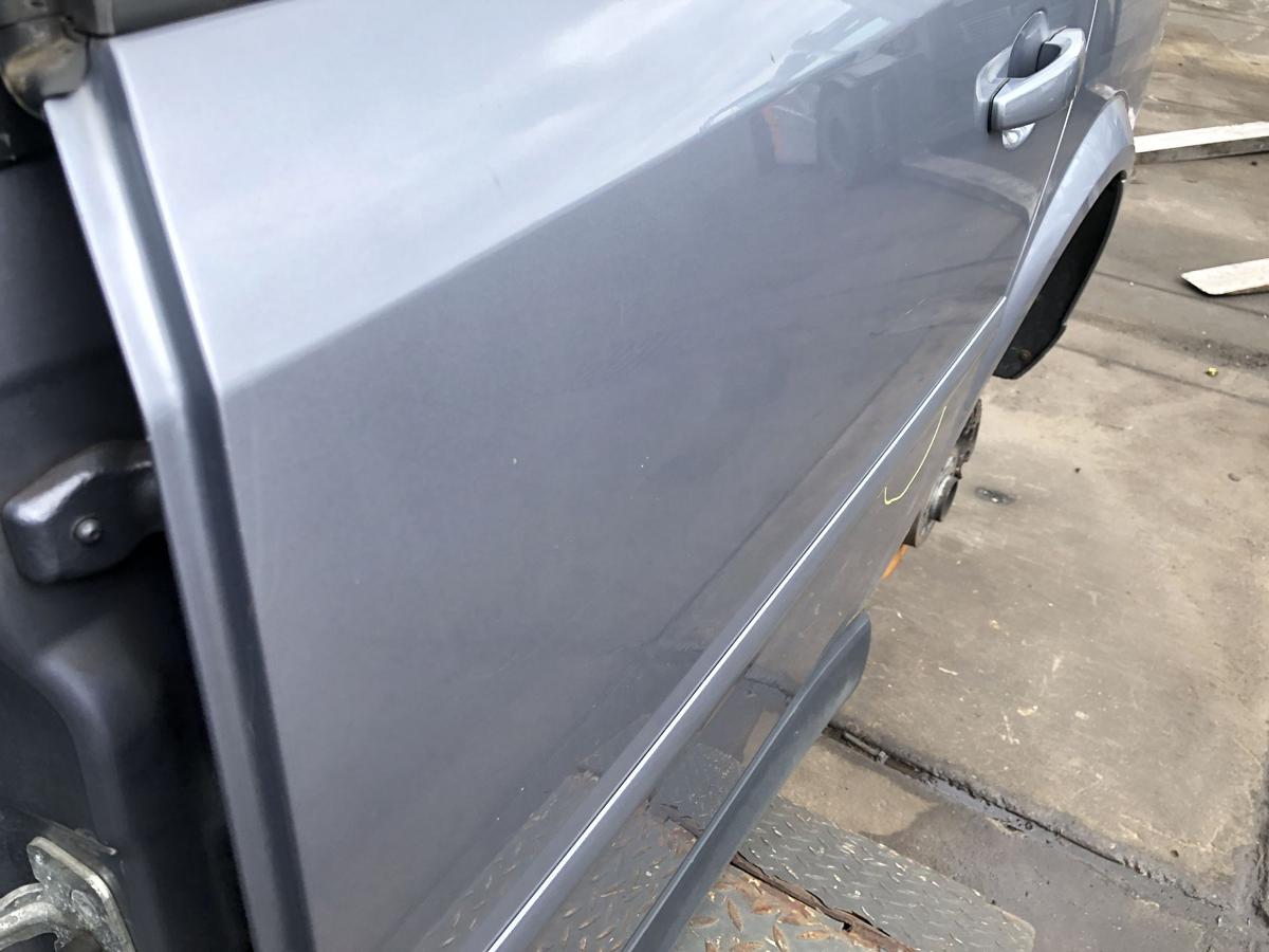Opel Vectra C Limo 4trg original Tür hinten links Fond Z163 Lichtsilber Bj 2004