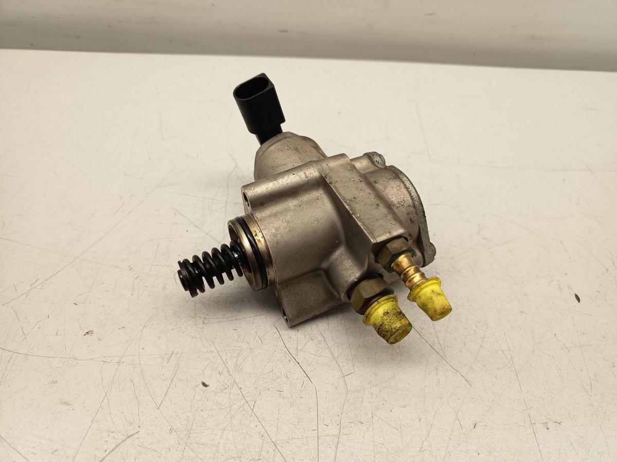 VW Touran 1T original Hochdruckpumpe 03C127025T 1.4l 103kW Benzin Bj 2006