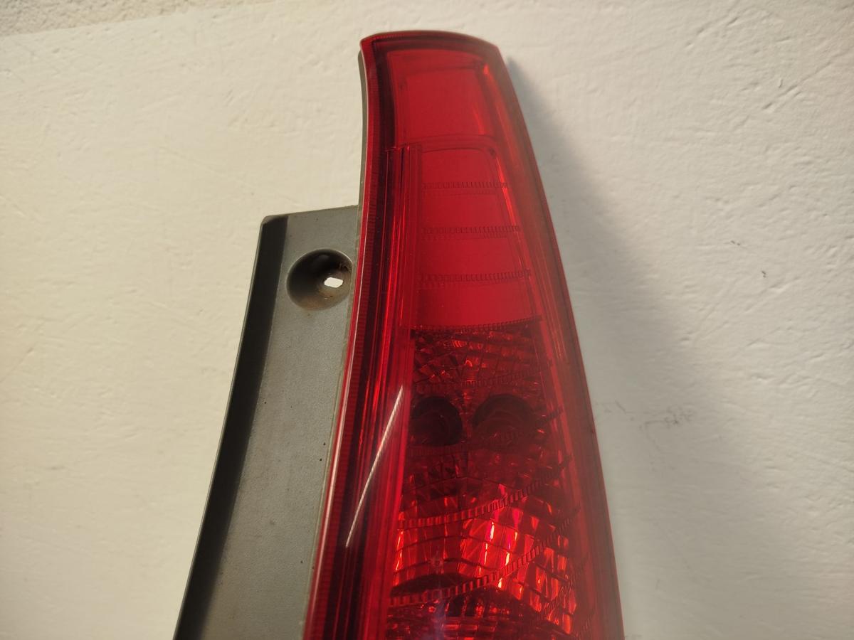 Hyundai I30 CW FD R&uuml;ckleuchte Schlu&szlig;leuchte R&uuml;cklicht hinten rechts Kombi