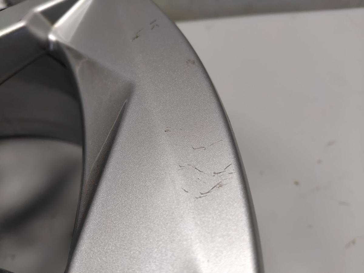 BMW 2er U06 original Alufelge 7Jx16H2 ET41 36116888838 mit Kratzern Bj.2022