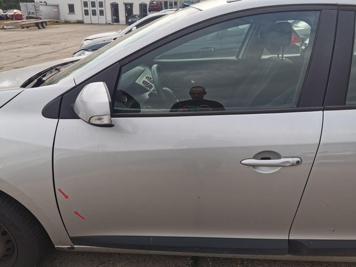 Renault Megane III Z Kombi Fahrertür Tür Autotür Rohbautür vorn links TED69 GREY