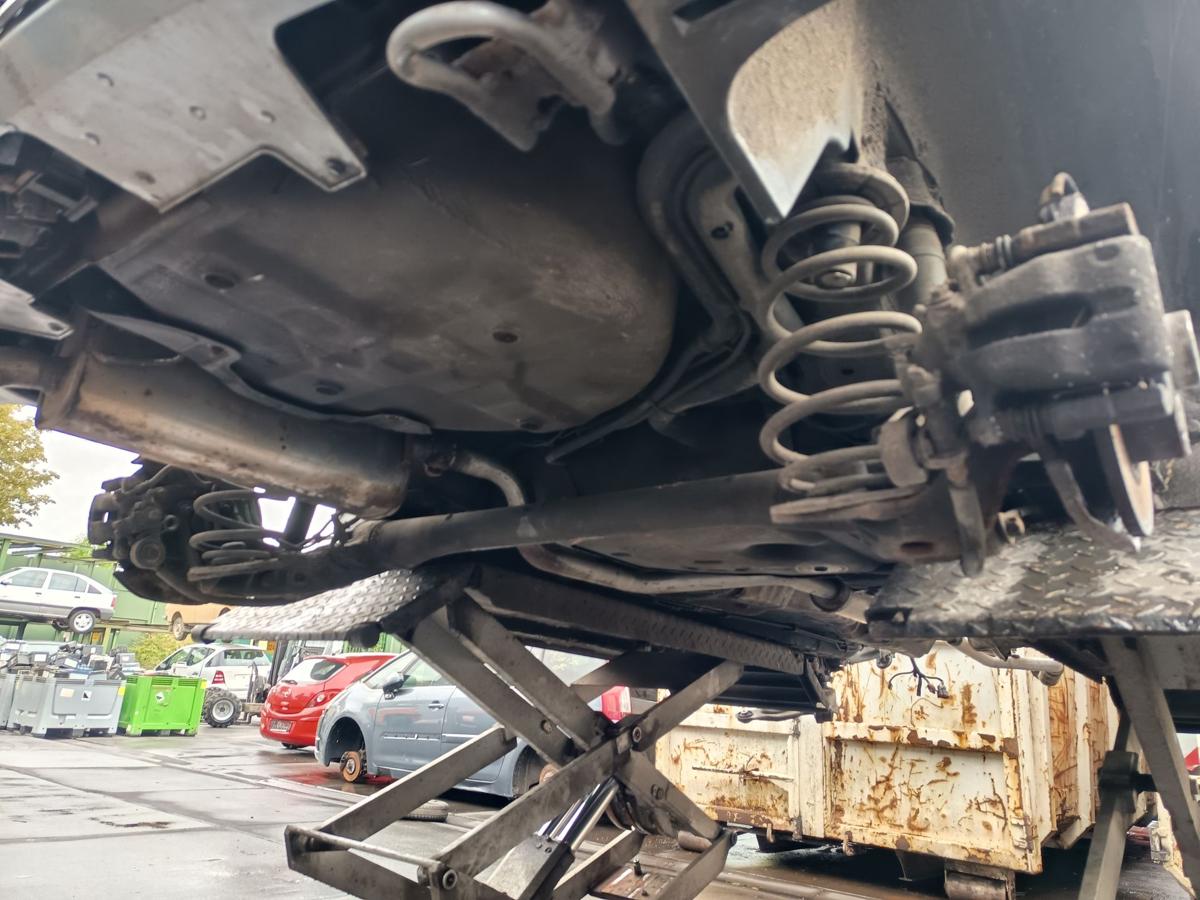 Opel Meriva A orig Hinterachse Scheibenbremse ABS 4Loch 60Tkm 1,6l 74kW Bj 2003