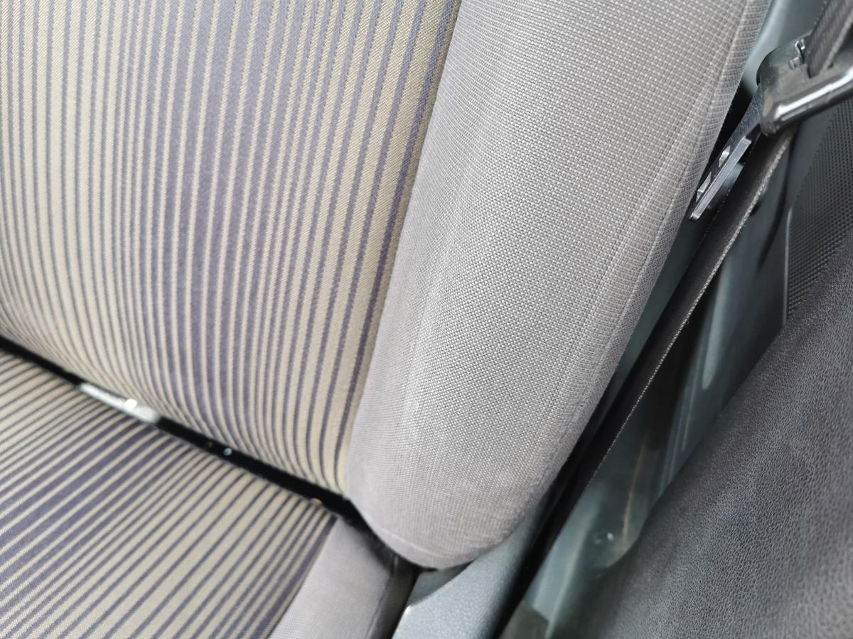 Ford Fusion JU2 Fahrersitz Sitz Autositz vorn links Stoff Höhenverstellung