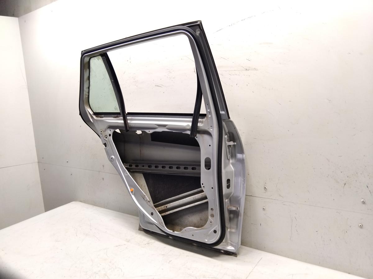 Mercedes C-Klasse 204 Kombi T&uuml;r hinten links iridiumsilbermetallic Bj.2008