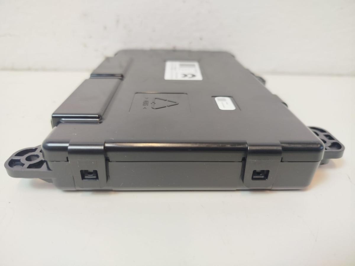 NIO EL6 Elektro SUV Steuerger&auml;t Steuerteile diverse Funktionen Modul