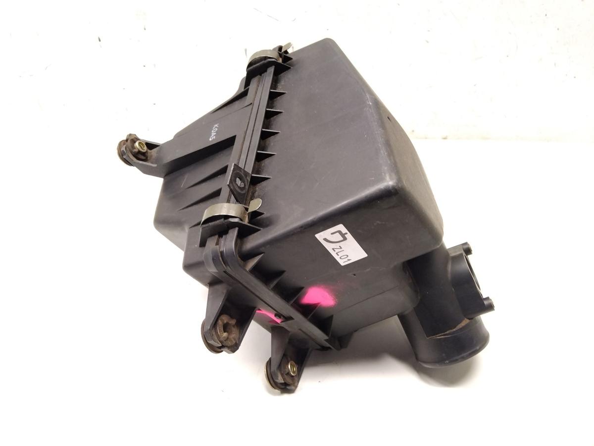 Mazda 323F BJ original Luftfilterkasten 1.5 65kw ZL BJ2000