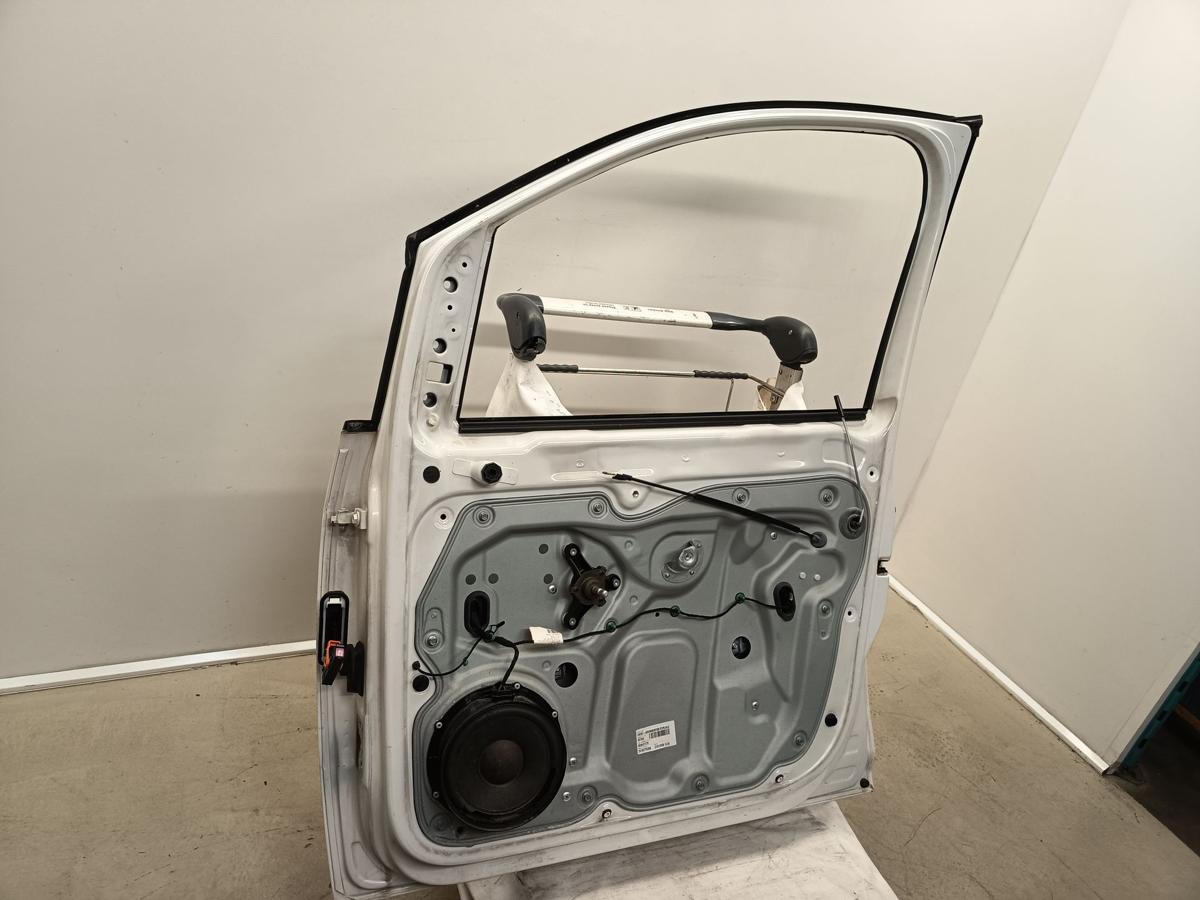 VW Caddy 2KA orig Tür vorn recht Beifahrerseite LB9A CANDYWEISS Bj 2009