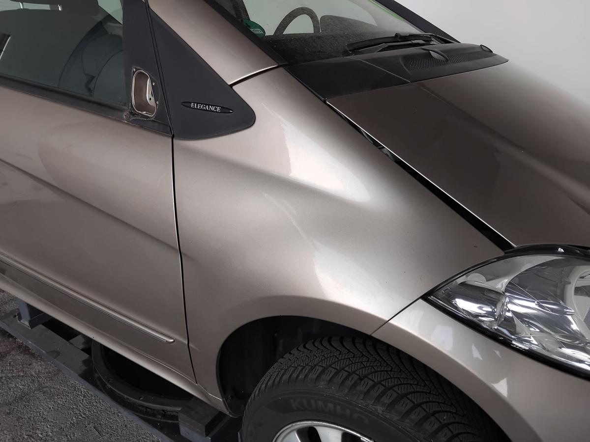 Mercedes Benz A-Klasse W169 original Kotfl&uuml;gel vorn rechts 791 D&uuml;nenbeige BJ2004