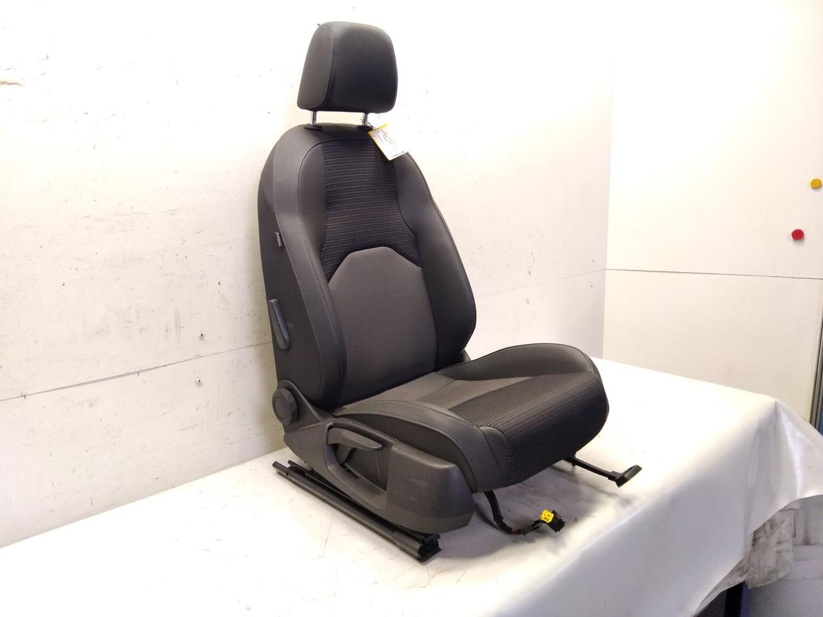 Seat Leon ST 5F Sitz vorn rechts Sport-Komfortsitz beheizt Bj.2019