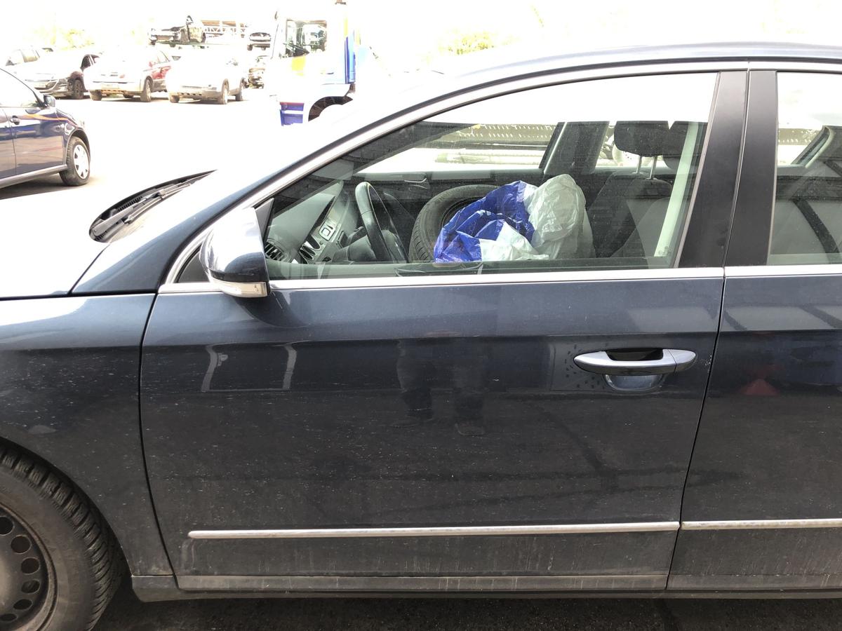 VW Passat 3C B6 T&uuml;r vorn links Fahrert&uuml;r im Rohbau LC5F Blue Graphit Metallic