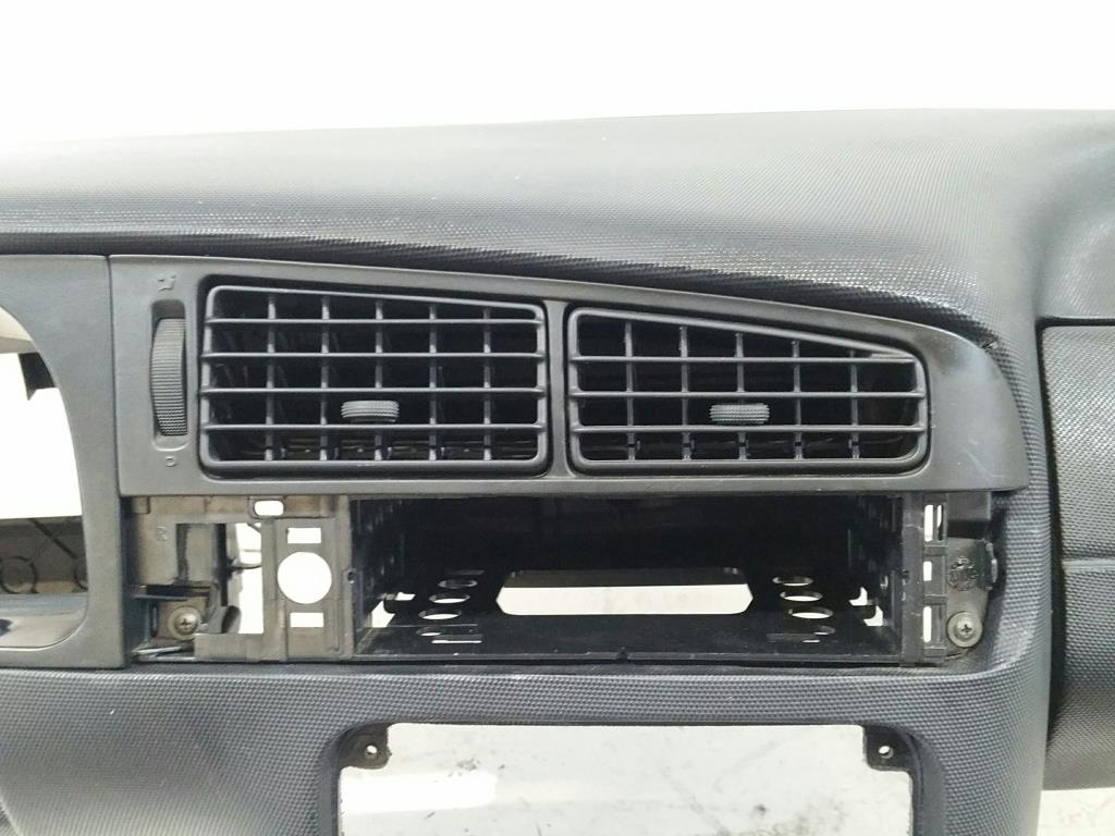 VW Golf 3 4 Cabrio Armaturenbrett Armaturentafel Cockpit