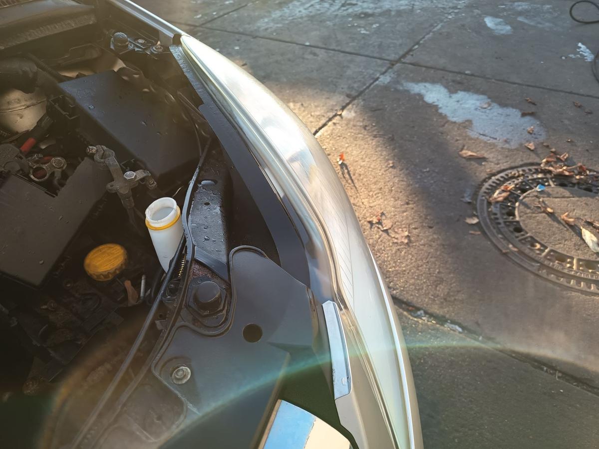 Opel Corsa D original Scheinwerfer links Halogen/Haupt/Licht/Front Bj 2007