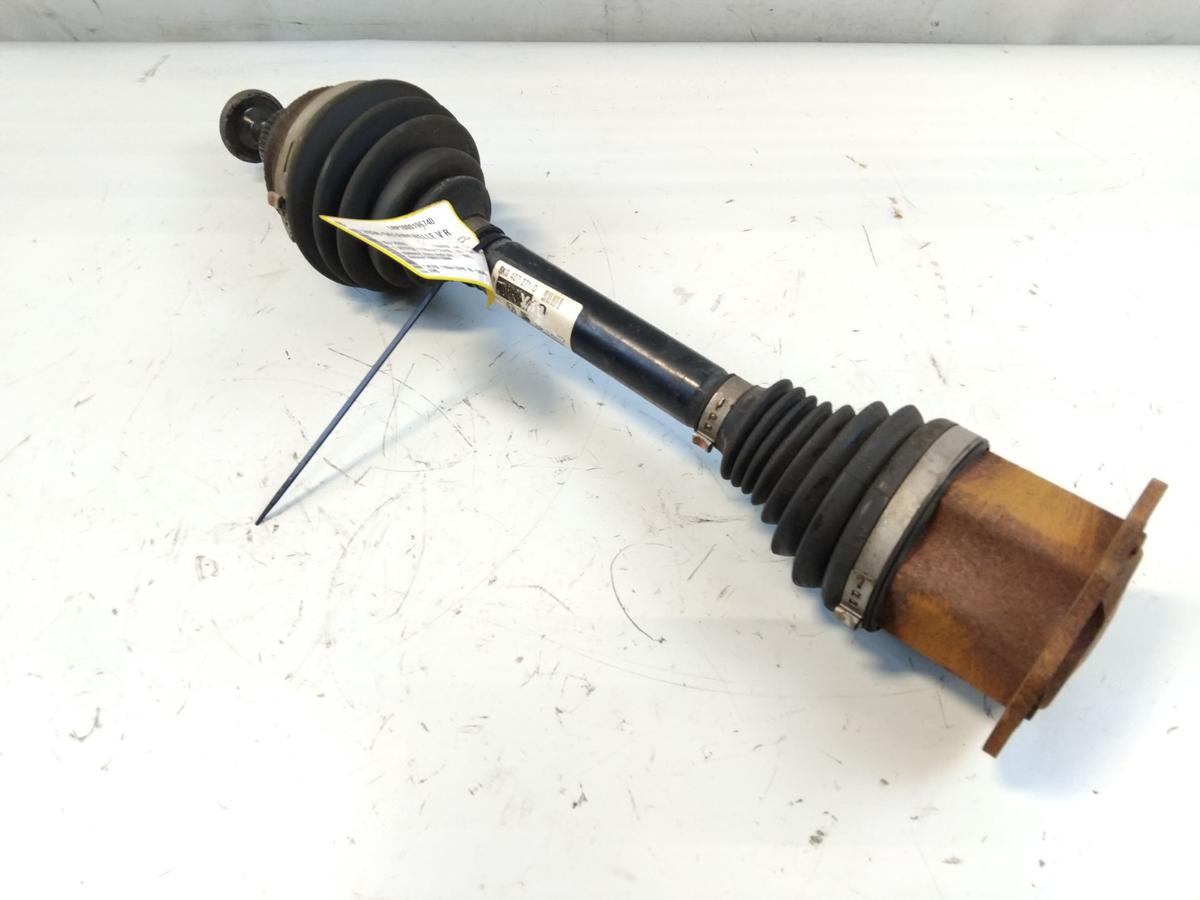 Audi A4 8K B8 original Gelenkwelle Antriebswelle vorn rechts 1.8TFSI Bj.2009