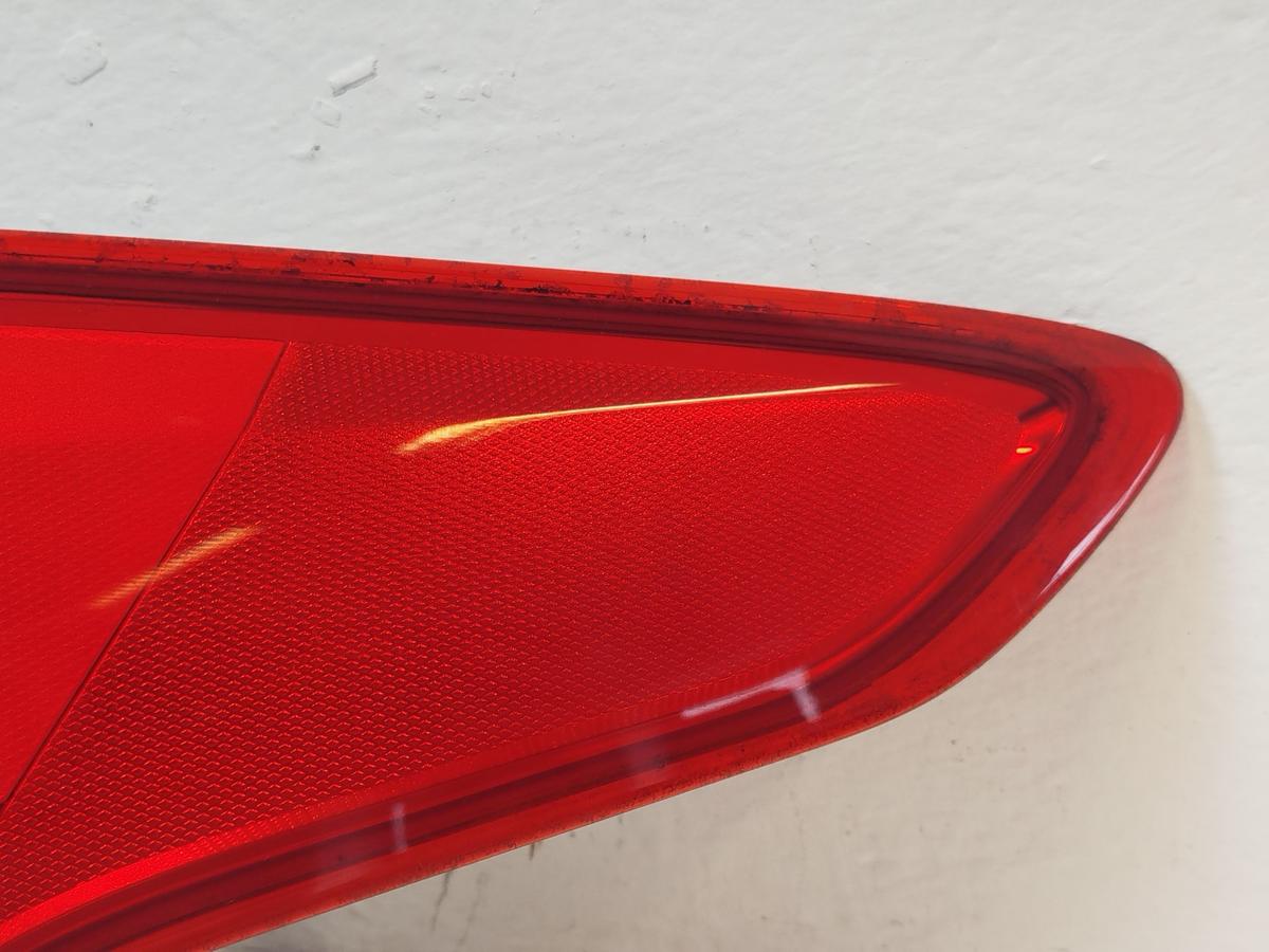 Ford Focus DYB CEW Turnier R&uuml;ckleuchte rechts au&szlig;en Ecke Facelift OHNE LED