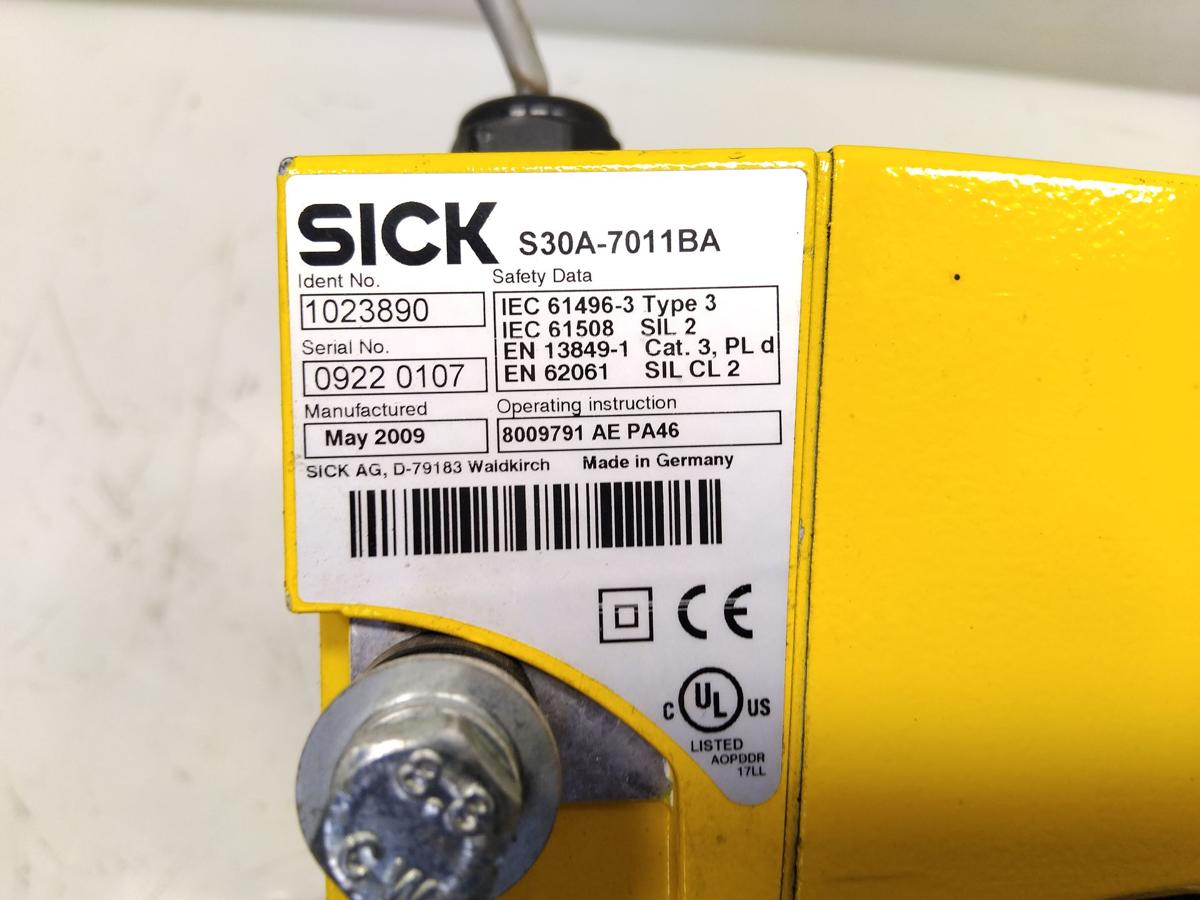 Sick S30A-7011BA Sicherheitslaserscanner Sensor 1023890 mit Gebrauchsspuren