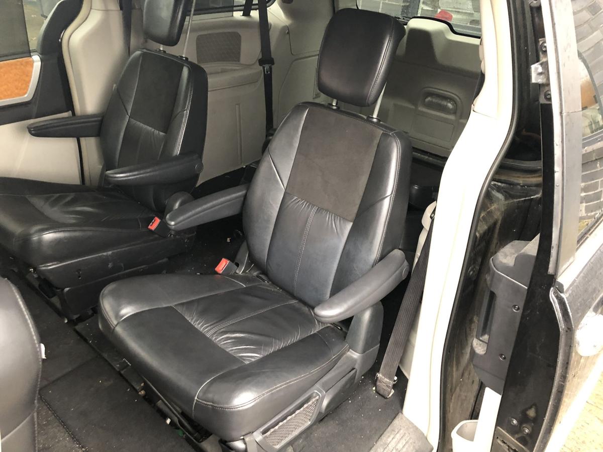 Chrysler Grand Voyager RT Einzelsitz 2. Reihe links Leder Alcantara Rücksitz