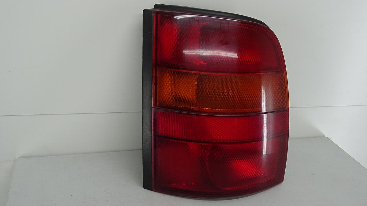 Nissan Micra K11 Bj1992 Rückleuchte Rücklicht links Modell bis 1998