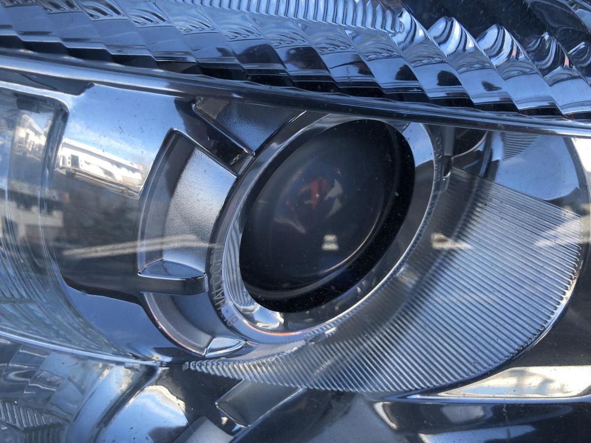 Skoda Fabia 5J Scheinwerfer rechts Bi Halogen mit Linse Hella bis 2010 OEM