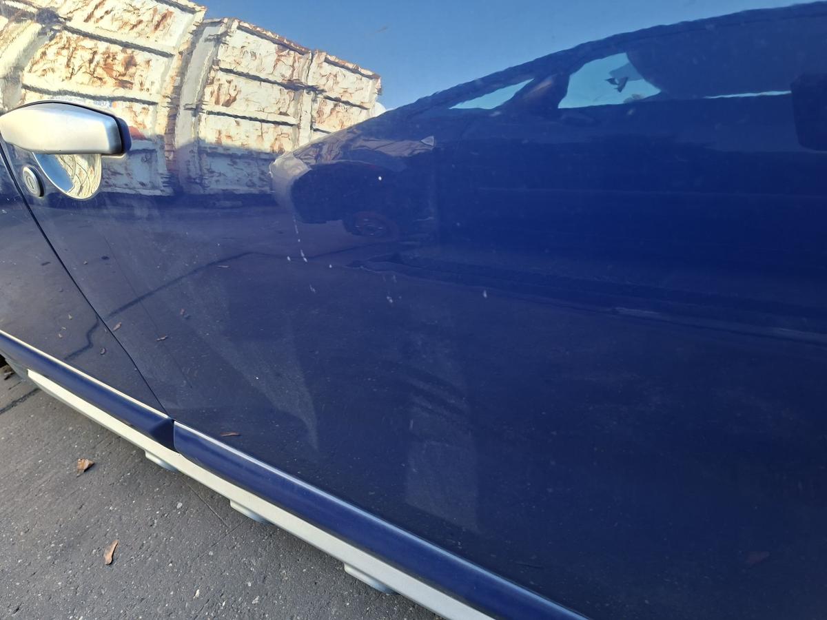 Dacia Sandero original Tür vorn rechts EZ 2010 OV61H-Blue Marine
