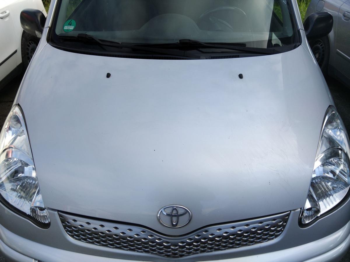 Toyota Yaris Verso original Motorhaube silber 1E7 BJ2004