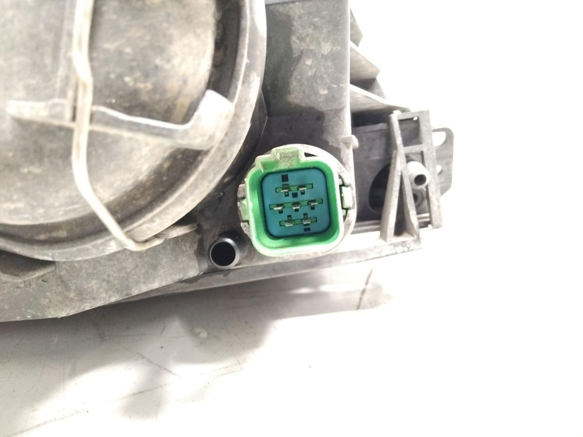 Ford Puma 1 ECT original Scheinwerfer links Bosch Halogen mit LWR BJ1998