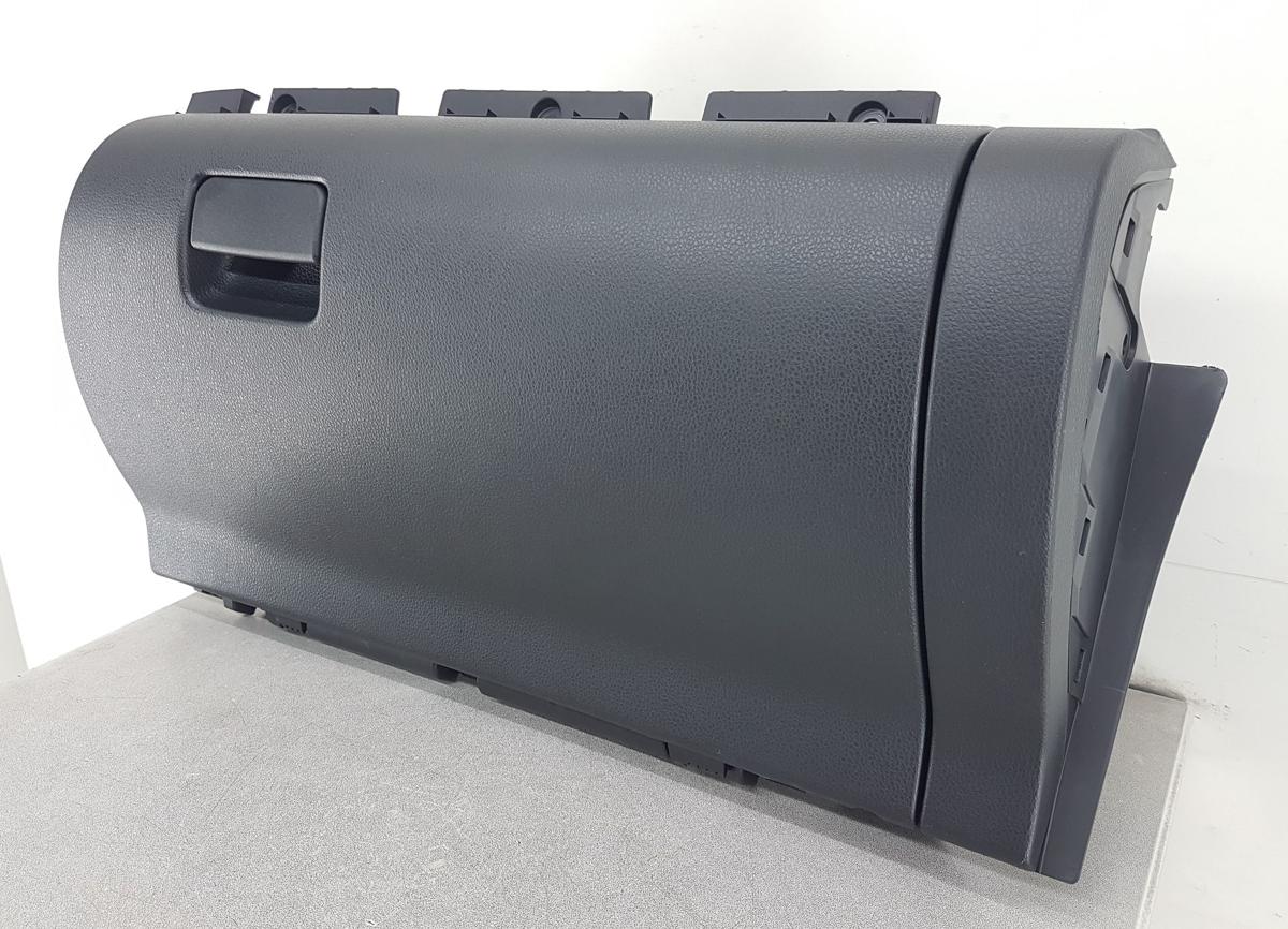 Mitsubishi Eclipse Cross Handschuhfach Handschuhkasten in schwarz Bj23 8006A602