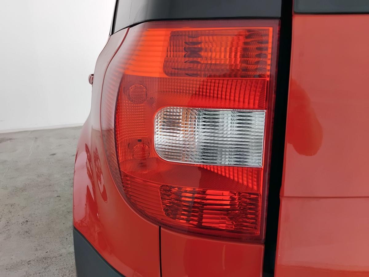 Skoda Yeti 5L original Rückleuchte Heckleuchte links BJ2010