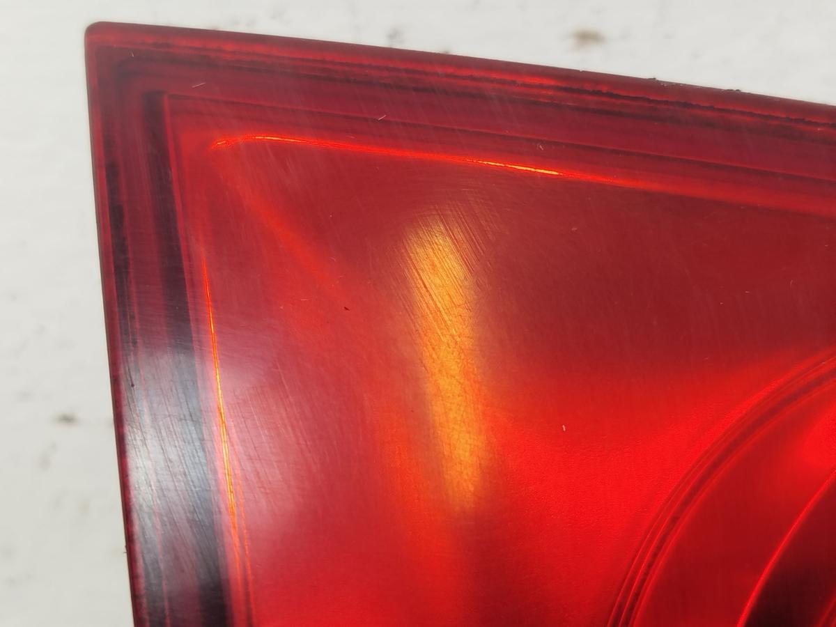 VW Passat 3C B6 R&uuml;ckleuchte innen links Heckklappenteil Variant Kombi OEM