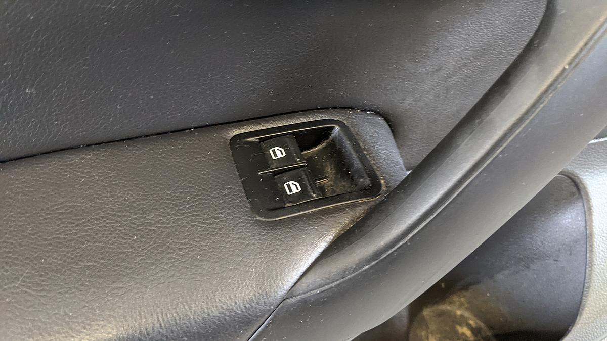 VW Polo 6R Türverkleidung vorn links 3 türer 6R3867011AR
