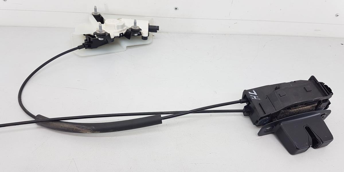 Tesla Model X T&uuml;rschloss hinten links Bj2022 1127339-00-C f&uuml;r ZV