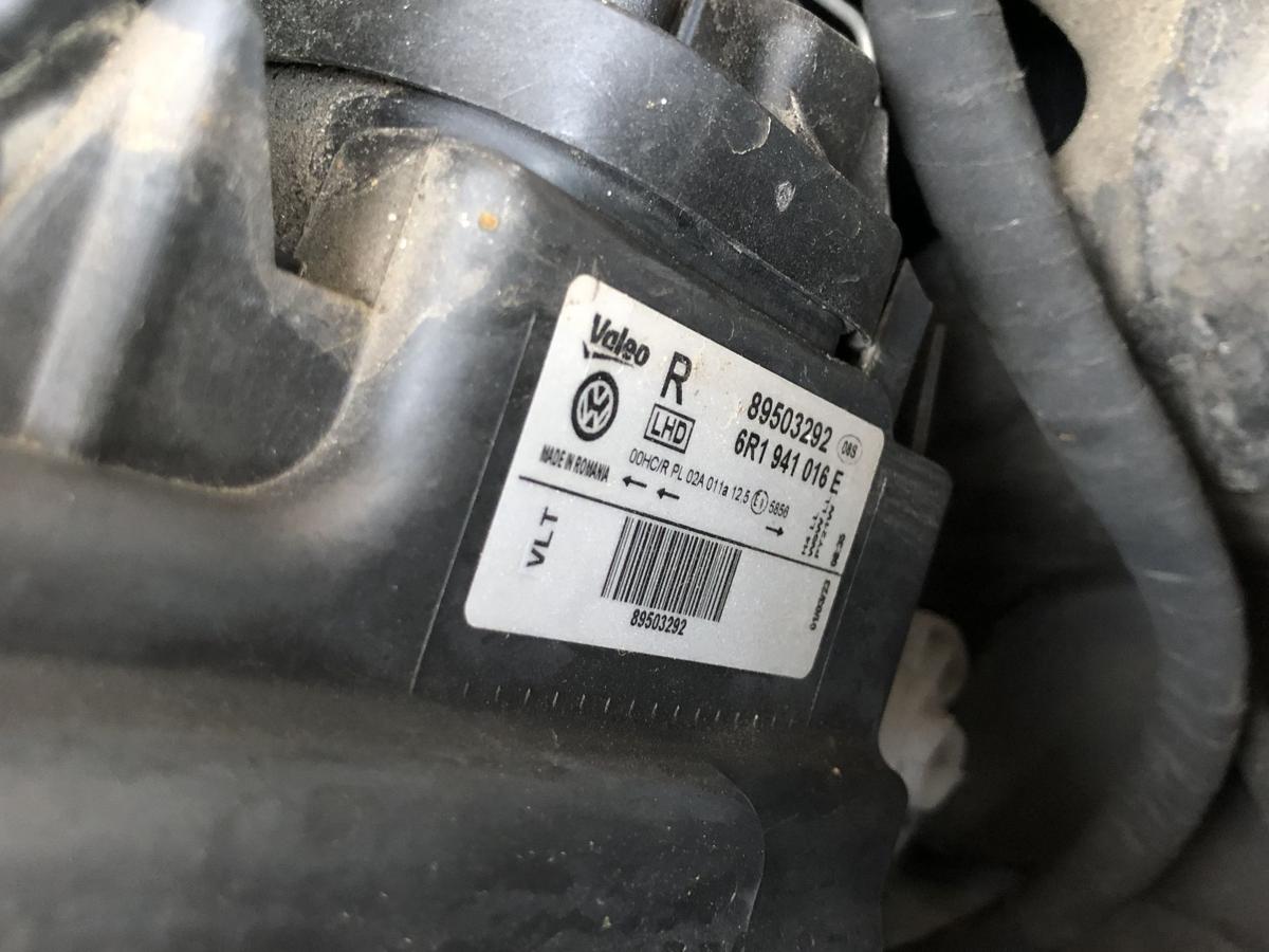 VW Polo 6R Scheinwerfer rechts Frontscheinwerfer Halogen OEM Valeo Lampe