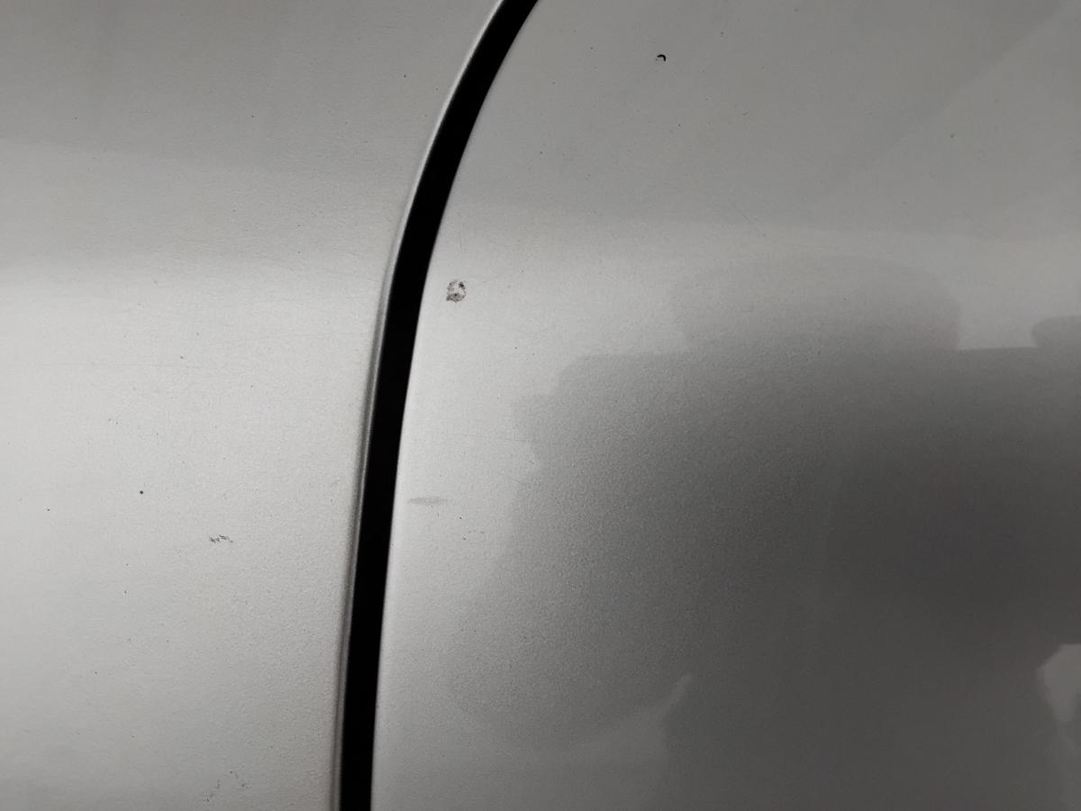 Audi A6 C4 T&uuml;r vorn links Fahrert&uuml;r T&uuml;rblatt LY7M alusilbermetallic BJ1996