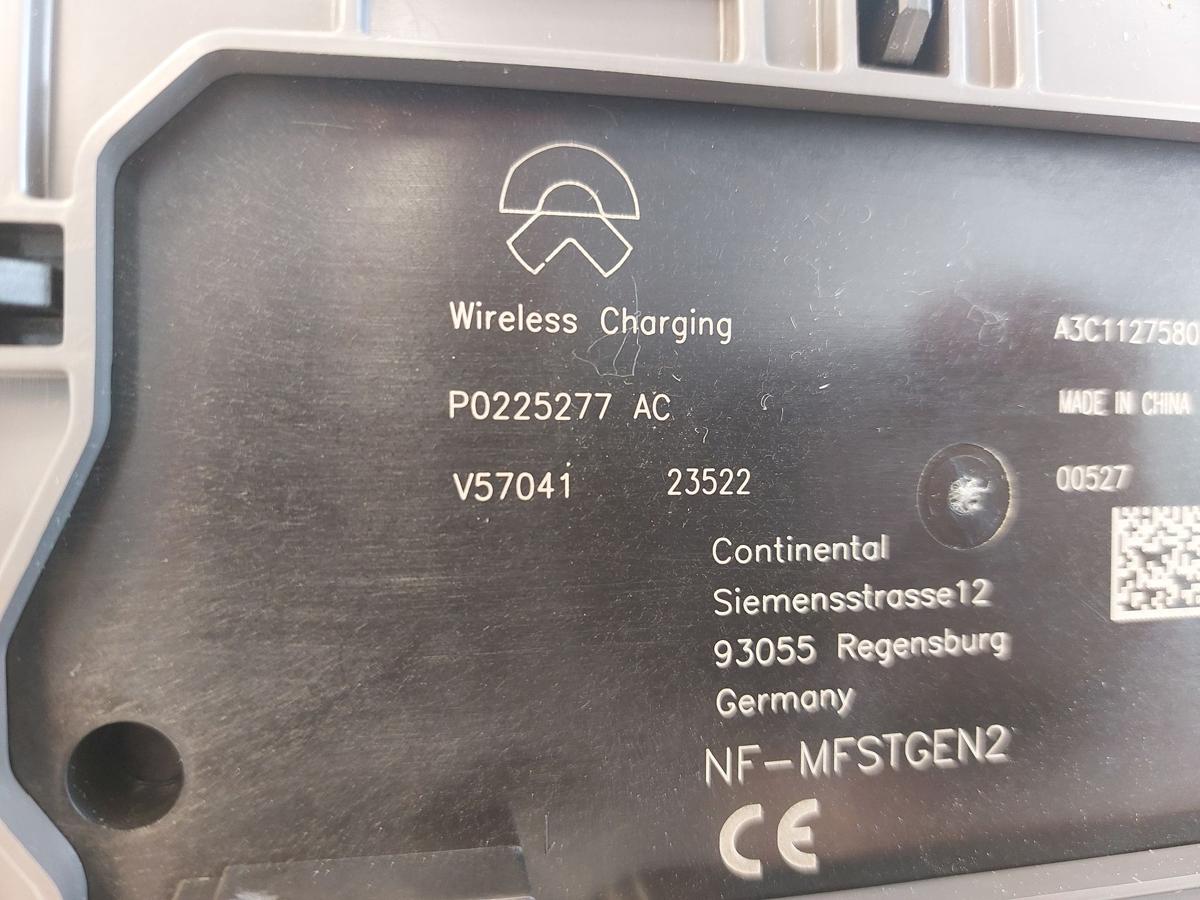 NIO ET7 Elektro Verkleidung Cupholder Wählhebel Pad Wireless Charger OEM Dekor