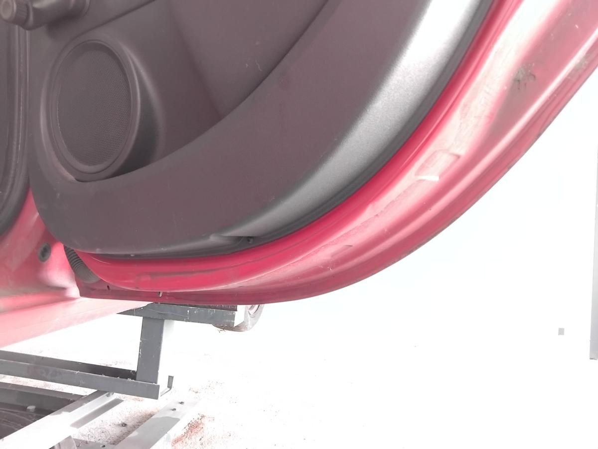 Renault Clio 3 Grandtour Tür hinten rechts OV727 spanisch rot Kombi BJ2009 Delle