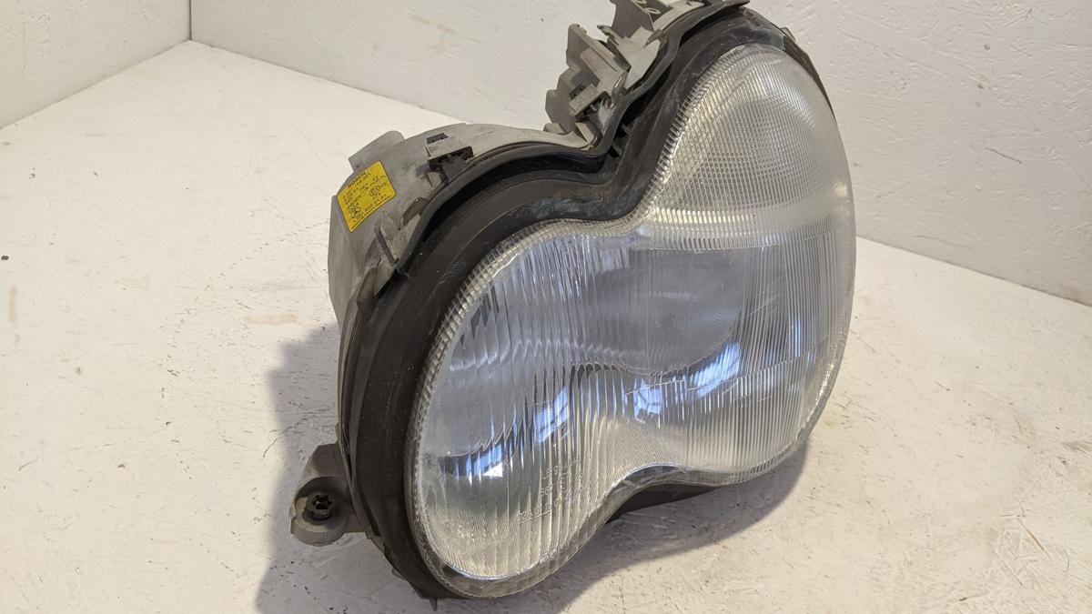 Mercedes Benz C Klasse W203 Scheinwerfer links Halogen vor Mopf Lampe